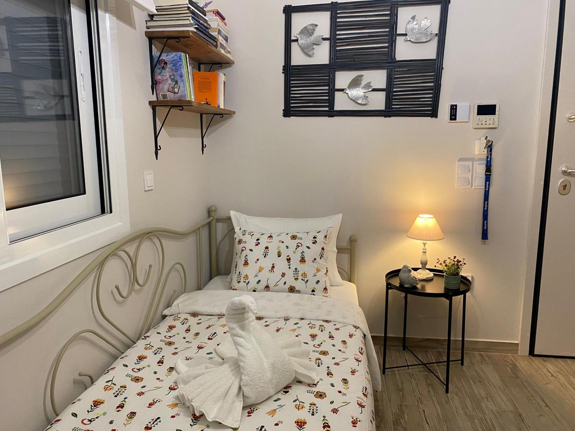 Philia Apartment Artemida  Buitenkant foto