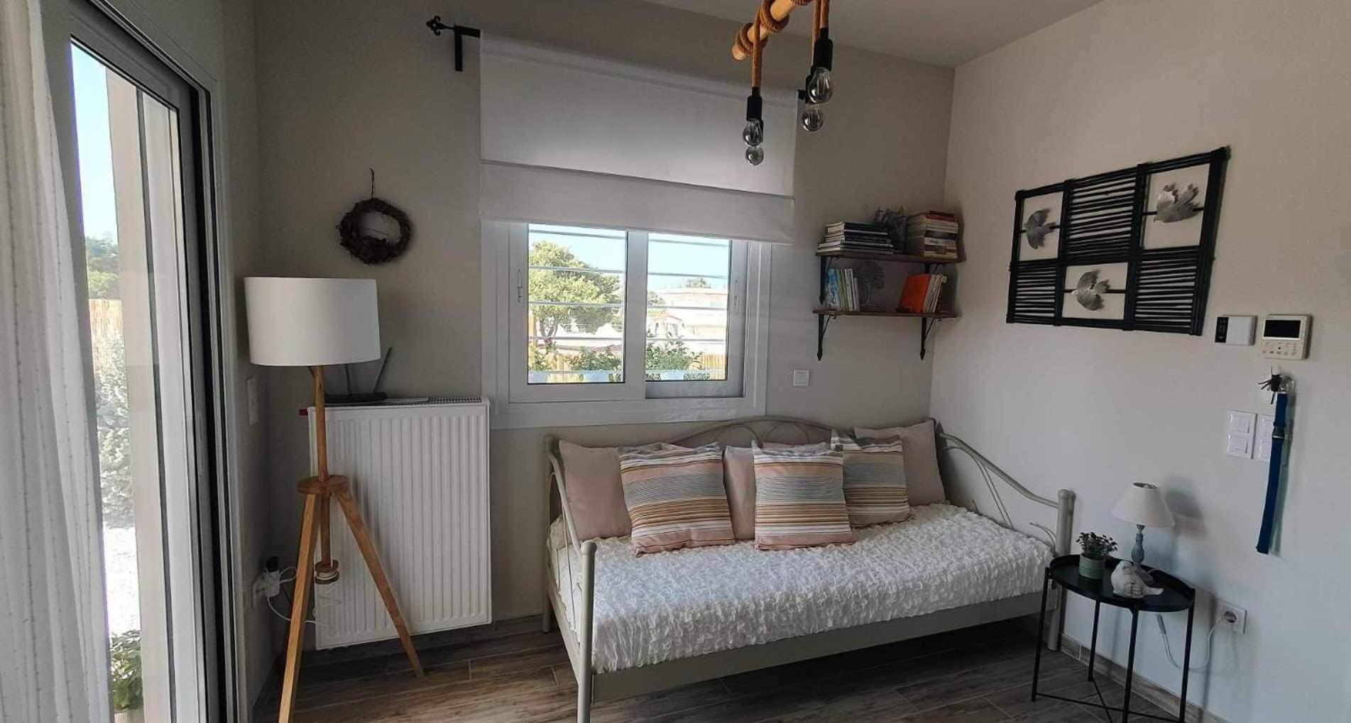Philia Apartment Artemida  Buitenkant foto
